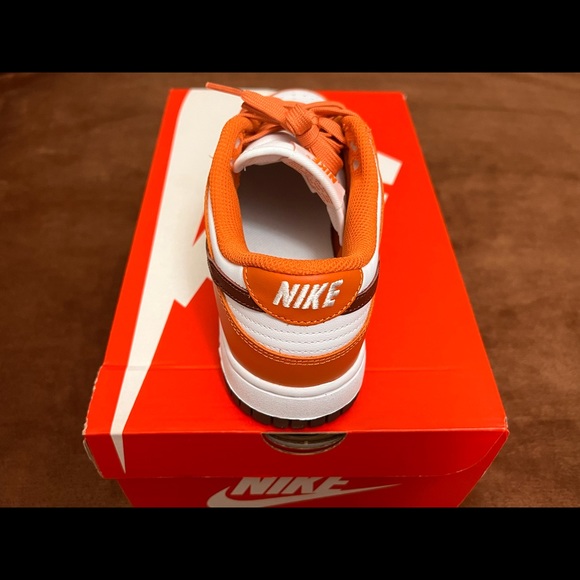 Nike Dunk Low - Bronze Eclipse 🤎SOLD🤎 - Picture 2 of 4